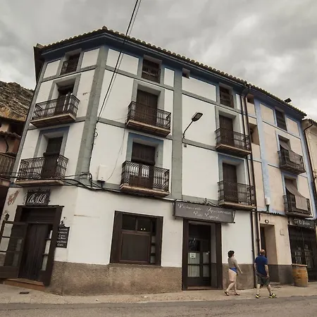 Cine Capicol * Albarracin